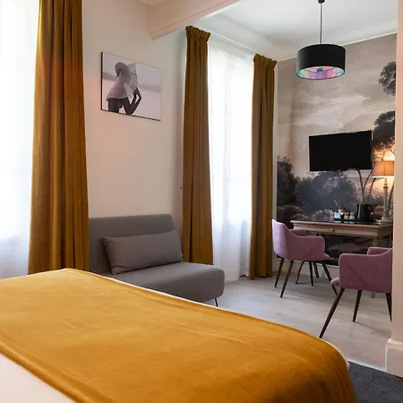 The Originals Boutique, Les Nations, 3*