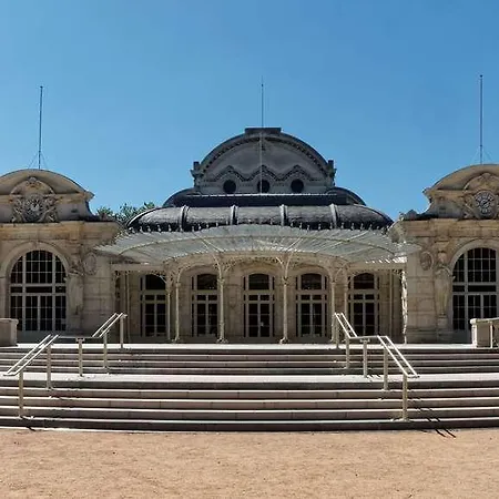 Hotel Les Nations The Originals Boutique Vichy