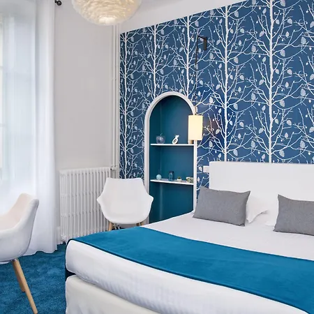Hotel Les Nations The Originals Boutique 3*